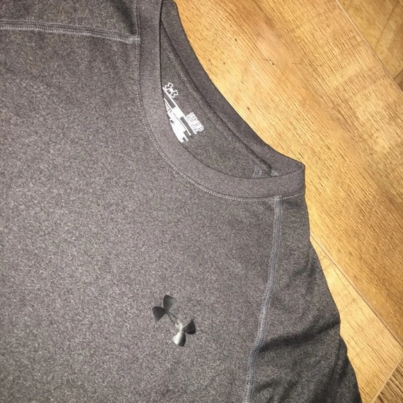Under Armour Shirt - Picture 2 of 3